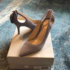 Marc fisher baby blue suede pumps